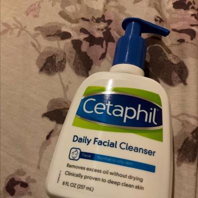 منظف الوجه اليومي من Cetaphil